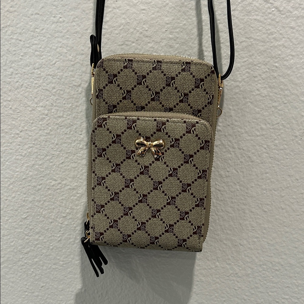 Compact & Patterned Crossbody Bag